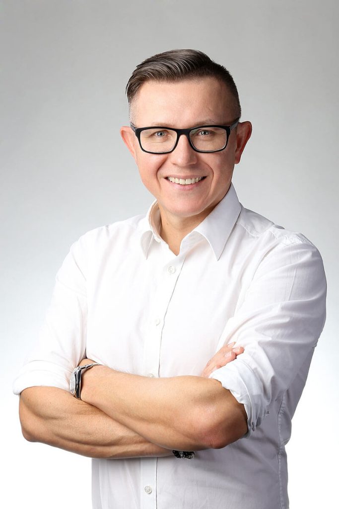 dr Paweł Olszewski